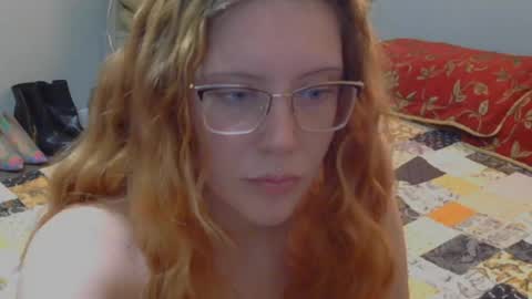 Snapshot of kayleekakesnslim chatting on July 2026 09:28:02 PM kaylee kakes online show from July 2026 09:28:02 PM
