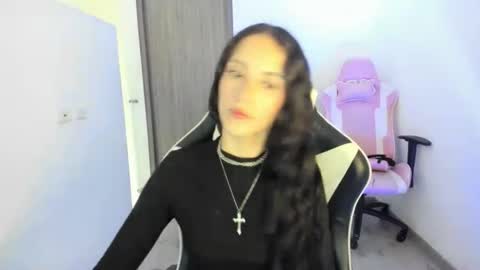 kaylie online show from January 2026 08:01:01 PM