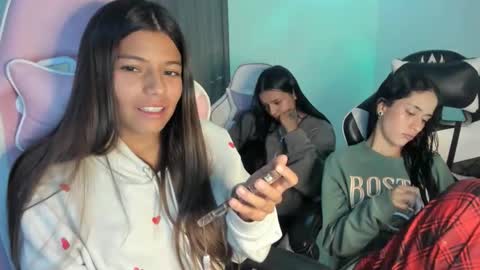 kaylie online show from January 2026 09:50:01 PM