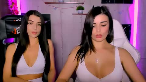 kayworl online show from May 2026 02:46:02 PM
