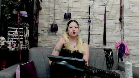 Miss Kazia online show from March 2026 01:17:02 AM