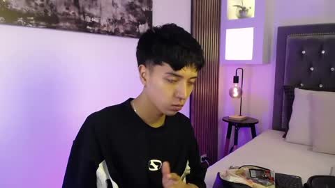 nico online show from April 2026 12:39:01 PM