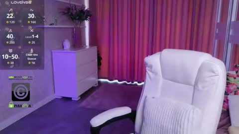 kellielowie online show from July 2026 12:48:02 PM