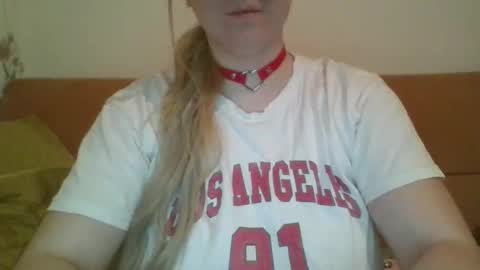 Emmie online show from January 2026 10:19:02 PM