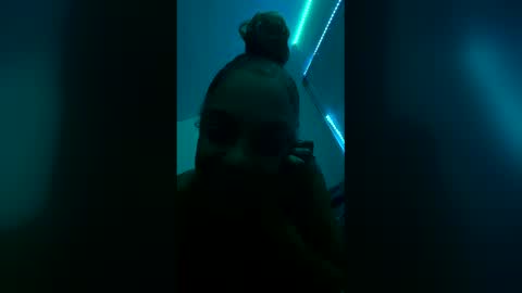 kellyjaz online show from May 2026 04:52:02 AM