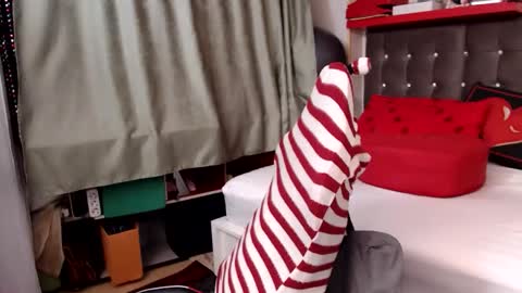 kelly online show from April 2026 10:12:02 PM