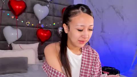 kellyy_bern online show from February 2026 01:06:02 AM