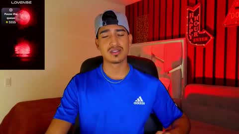 ken_blaker online show from November 2025 07:13:01 PM