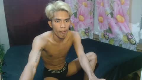 Snapshot of ken_minjun chatting on June 2026 12:05:02 PM ken_minjun online show from June 2026 12:05:02 PM