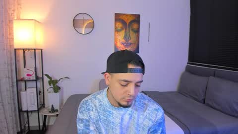 Snapshot of kendel_dimitri chatting on May 2026 06:00:01 AM kendel_dimitri online show from May 2026 06:00:01 AM