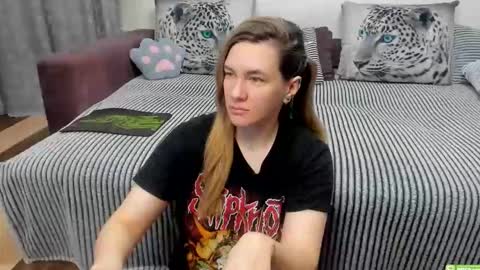 Kendra online show from April 2026 10:48:01 PM