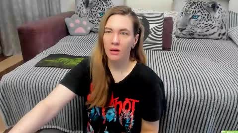 Kendra online show from April 2026 11:51:02 PM