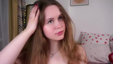 Kira online show from April 2026 10:36:01 PM