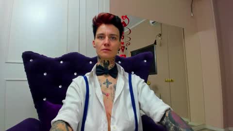 Sellena and Kenny online show from December 2025 07:44:01 PM