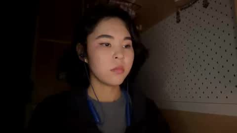 Jenny  online show from April 2026 09:34:01 AM