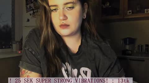 Snapshot of keshamoon chatting on March 2025 06:11:01 PM Kesha online show from March 2025 06:11:01 PM