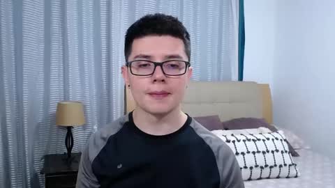 Kevin online show from April 2026 07:15:02 PM