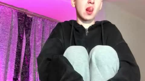 Snapshot of kevinsupershy chatting on June 2026 08:35:02 PM kevinsupershy online show from June 2026 08:35:02 PM