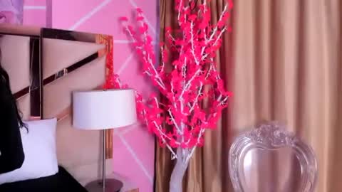 Keyla noa online show from April 2026 11:25:01 AM