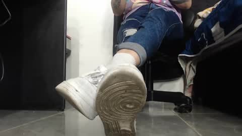     online show from March 2026 06:01:02 PM