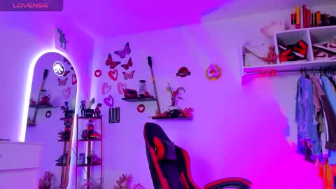 khalessi07 online show from March 2026 03:06:01 PM