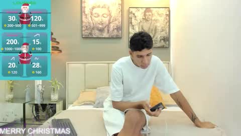 Kieran Derek online show from December 2025 03:25:02 AM