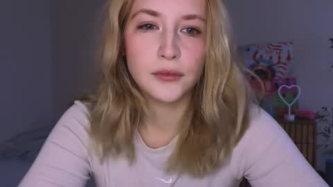 kikikarma online show from March 2026 12:53:02 PM