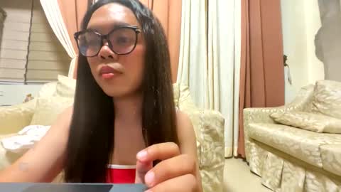 KYLIE online show from April 2026 01:00:02 PM