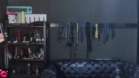  KIMBERLY SWAN  online show from November 2025 06:02:01 PM