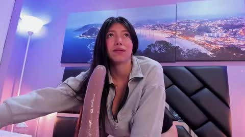 Kimberly Villalobos online show from March 2026 11:28:02 AM