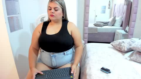 KimBrooks online show from January 2025 02:23:01 PM