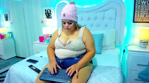 KimBrooks online show from September 2025 11:00:02 AM