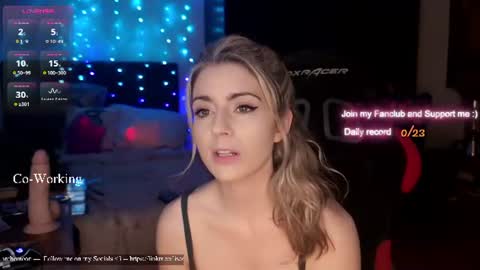 Wolfs Girl online show from July 2026 07:49:02 PM