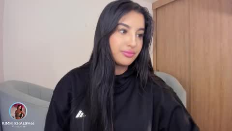 Kim  online show from February 2026 12:34:02 AM