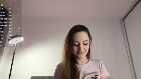 Snapshot of kimmie_ chatting on June 2026 06:30:01 PM Kimmie online show from June 2026 06:30:01 PM