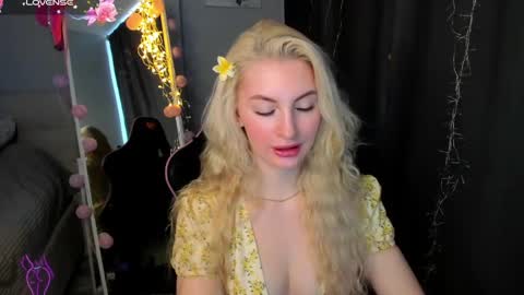 kimmy1_powell online show from April 2026 02:53:02 AM