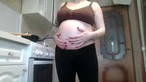 fansly kindlybitch follow online show from April 2026 12:38:01 PM