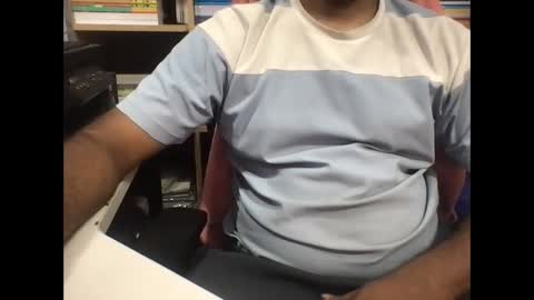 kingcobra_08 online show from May 2026 12:32:01 PM