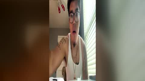 Kingoftheknight online show from July 2026 07:10:02 PM
