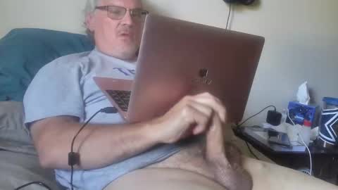 Snapshot of kingtongue10 chatting on May 2026 08:50:02 PM kingtongue10 online show from May 2026 08:50:02 PM