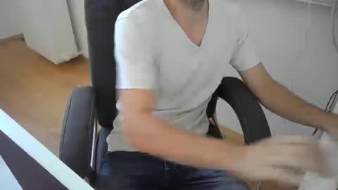 kinky_alaric online show from June 2026 12:05:02 PM