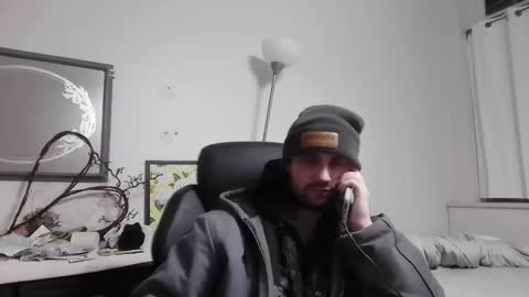 Maysie and Hunter online show from December 2024 11:42:02 PM