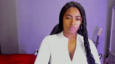 Kinky online show from June 2026 01:32:01 AM