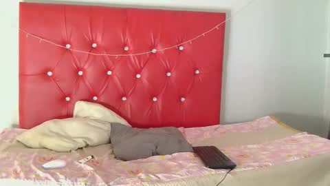 kinkyxstallion online show from April 2026 08:08:01 AM