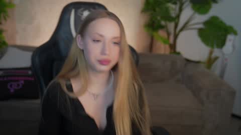 Sweet girls online show from March 2026 12:12:01 AM