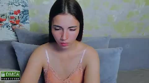 Kira online show from June 2026 06:33:01 PM