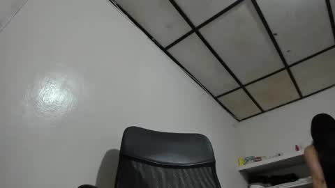 Snapshot of kira_stormm58 chatting on May 2026 09:16:01 PM kira stormm58 online show from May 2026 09:16:01 PM