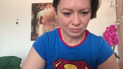 KiraDivine online show from April 2026 01:08:02 PM