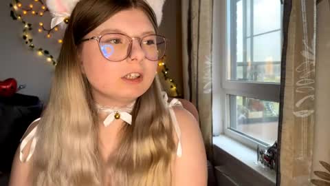 KiraYume online show from June 2026 03:56:02 PM