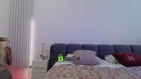 Alexandra online show from January 2025 05:45:02 PM